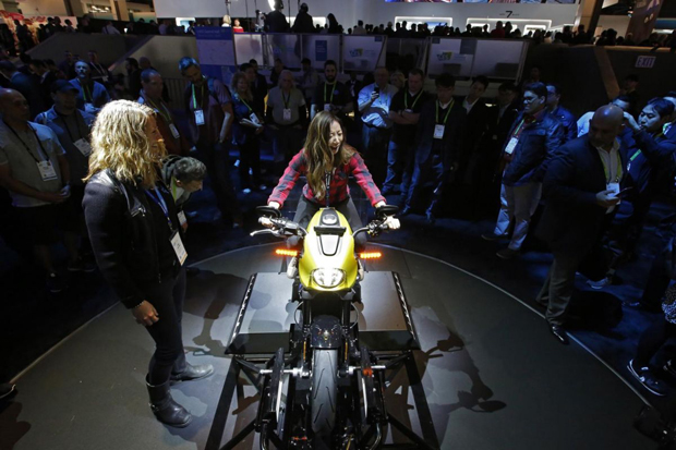 Harley-Davidson Tanpa...