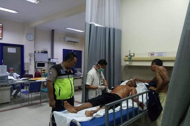 Terbakar Cemburu, Suami...