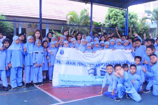 Mahasiswa UMB Gandeng...