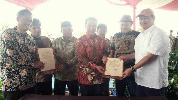 Mentan Kucurkan Bantuan...