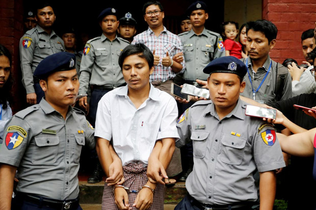 Pengadilan Myanmar Tolak...