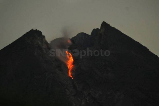 Tiga Menit, Gunung Merapi...