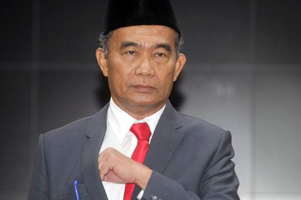 Cegah Jadi Pelaku Hoaks,...