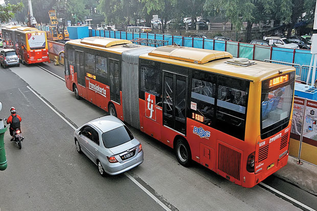 MRT dan LRT Segera Hadir,...
