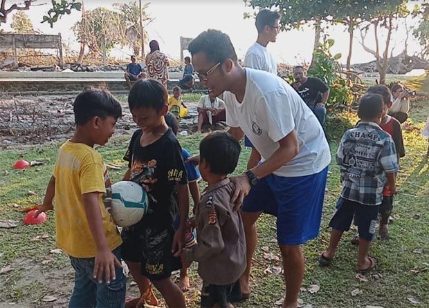 Sekolah Sepak Bola Brasil...