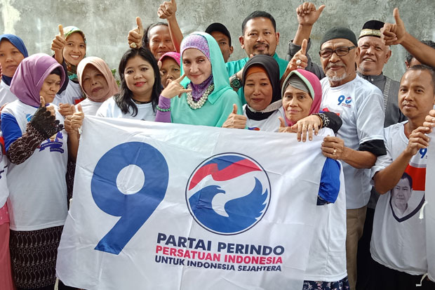 Ratusan Warga Harapan...