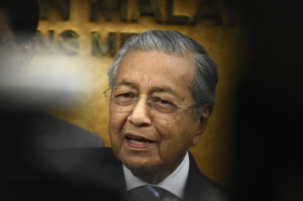 Malaysia Larang Semua...