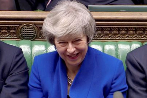 Theresa May Kembali...