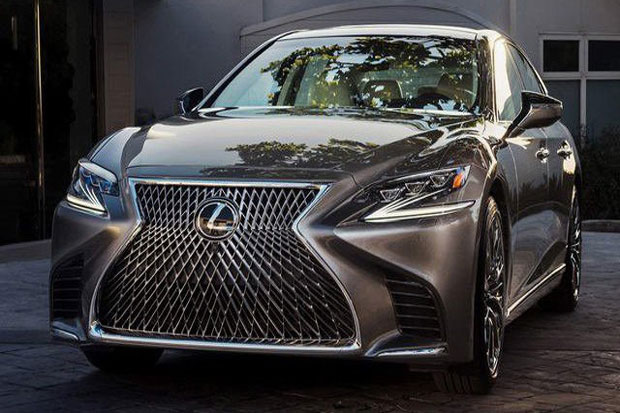 Lexus ES Facelift 2019...