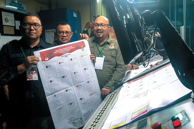 Publik Perlu Ikut Awasi...