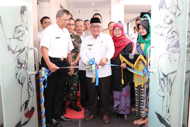 Depok Resmikan Ruang...