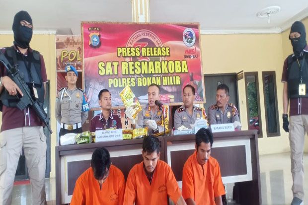 Bawa 15 Kg Sabu dari...