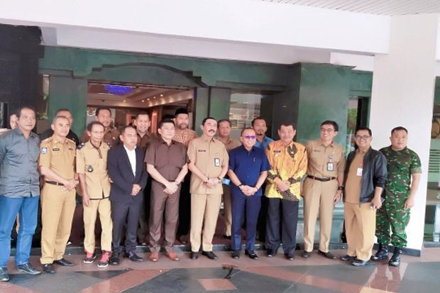 Bupati Pasangkayu Agus...