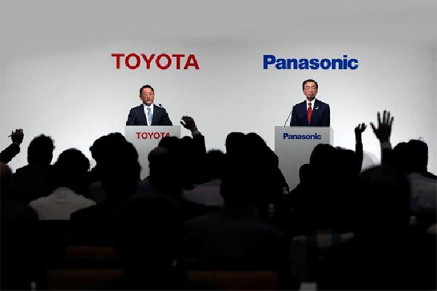 Toyota dan Panasonic...