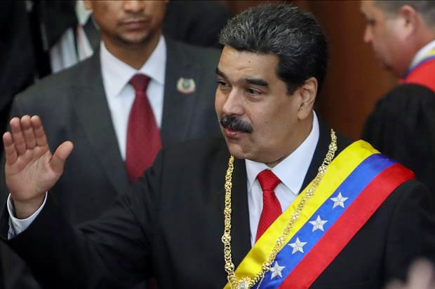 Venezuela Tarik Personil...