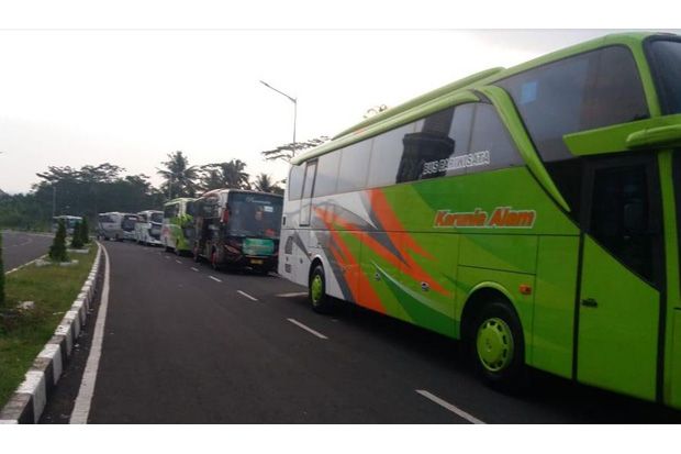 2.500 Muslimat NU Tasikmalaya...