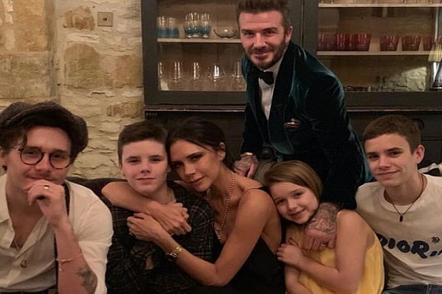 Victoria Beckham Akan...