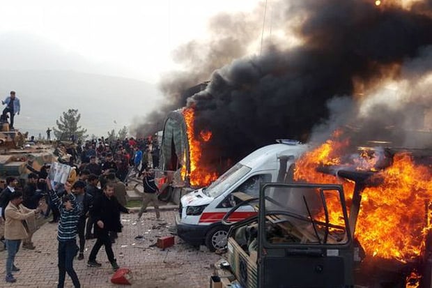 Demonstran Kurdi Serbu...