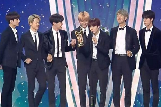 BTS Masuk Daftar 10...