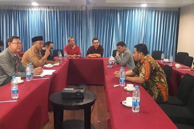 Advokat Betawi Ajak...