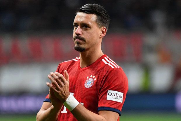 Bayern Muenchen Lepas...