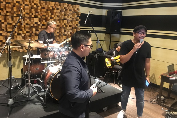 Bawakan 14 Lagu, Kerispatih...