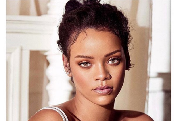 Rihanna Siap Rilis Label...