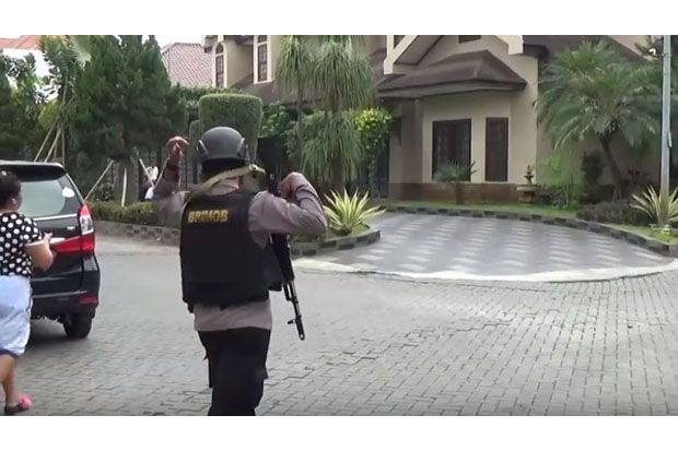 Ubah Hutan Lindung,...