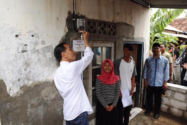 Warga Tidak Mampu di...