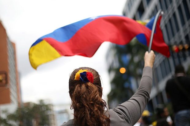 Venezuela Berencana...