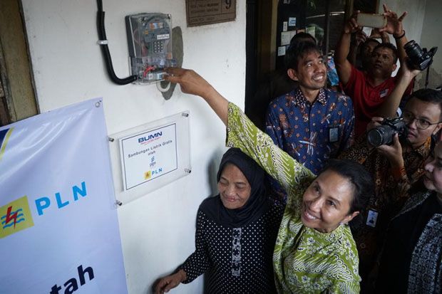 BUMN Sambung Listrik...