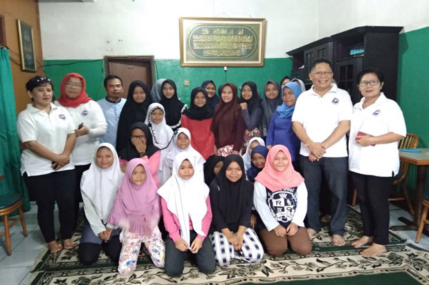 Relawan Liliana Tanaja...