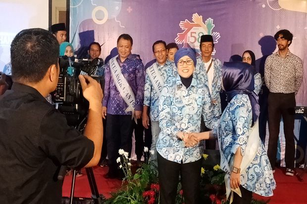 Dikukuhkan, Iluni SMPN...