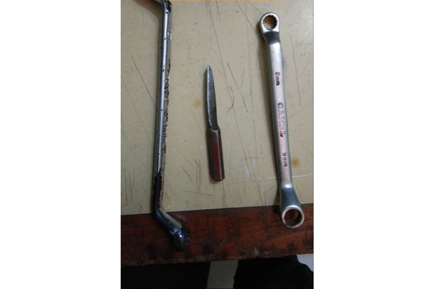 Curi Motor, 4 Tukang...