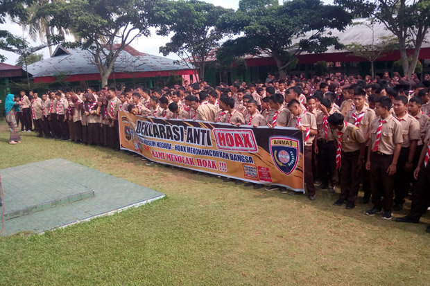 Ratusan Pelajar SMA...