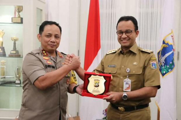 Terima Kunjungan Kapolda...