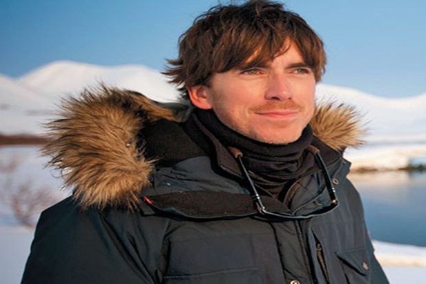 Simon Reeve dalam Hal...