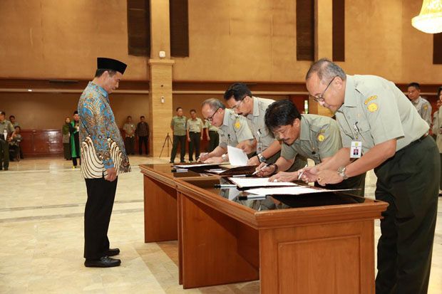 Lantik 22 Pejabat Baru,...