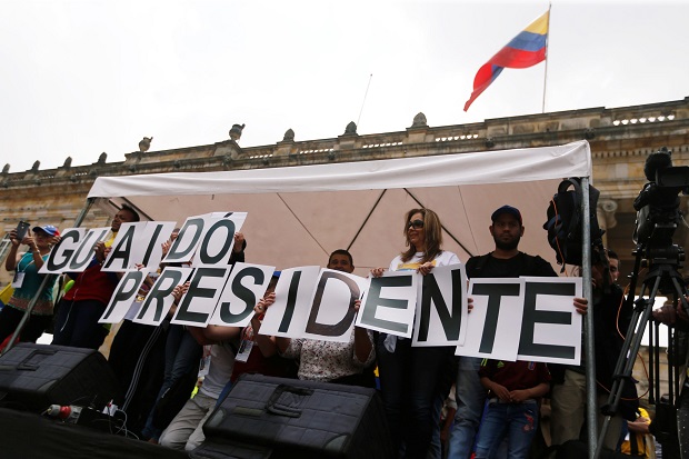 Prancis Turut Akui Guaido...