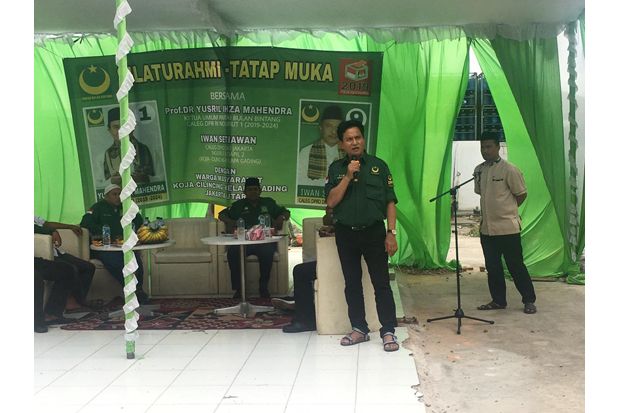 Yusril Ihza Mahendra...