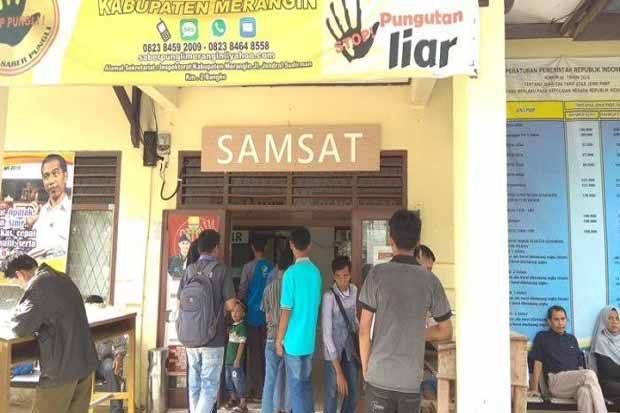 Aneh, Ada Uang Pendaftaran...