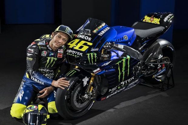 Rossi Fokus pada Ban...