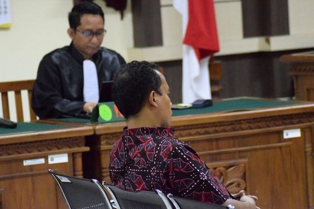 Bupati Nonaktif Purbalingga...
