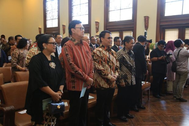 Mendagri Menyambut Baik...