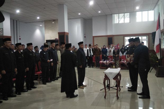 Bupati Bandung Barat...
