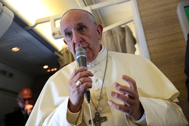 Jika Diminta, Paus Francis...