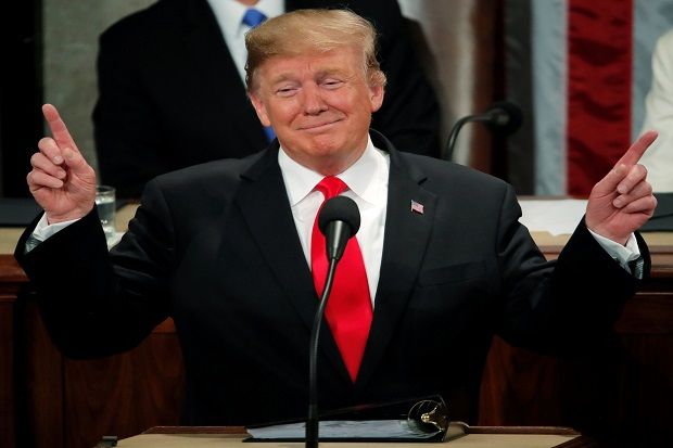 Trump Pertimbangkan...