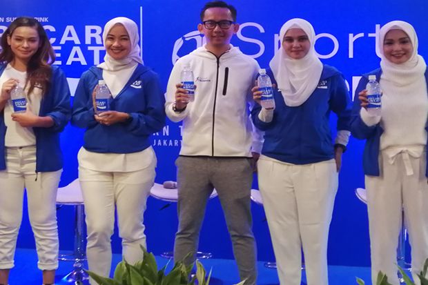 Empat Selebritas Cantik...