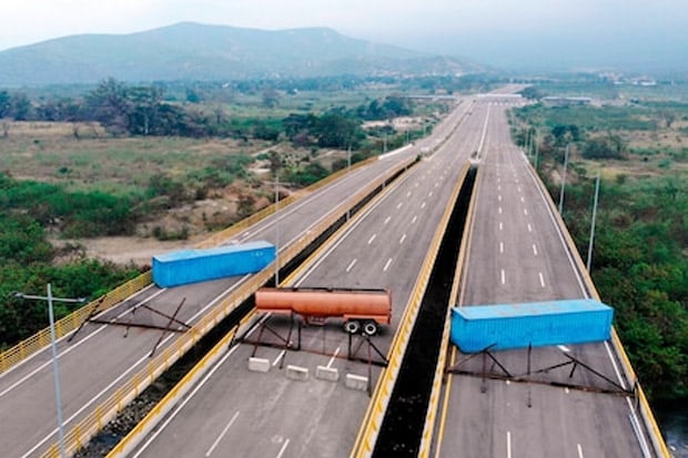 Tentara Venezuela Blokade...