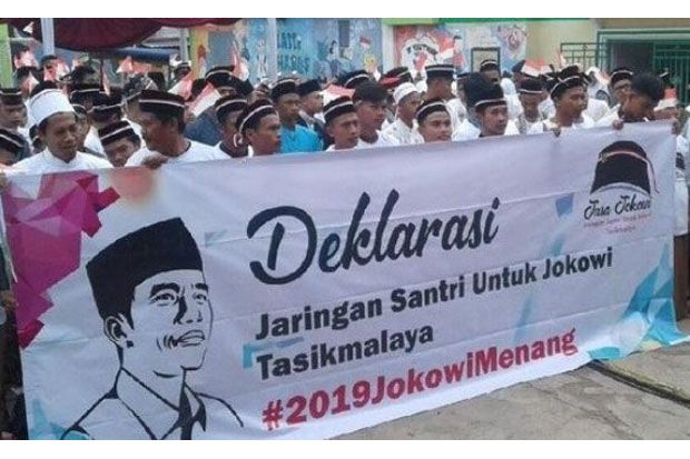 Ribuan Santri di Tasikmalaya...